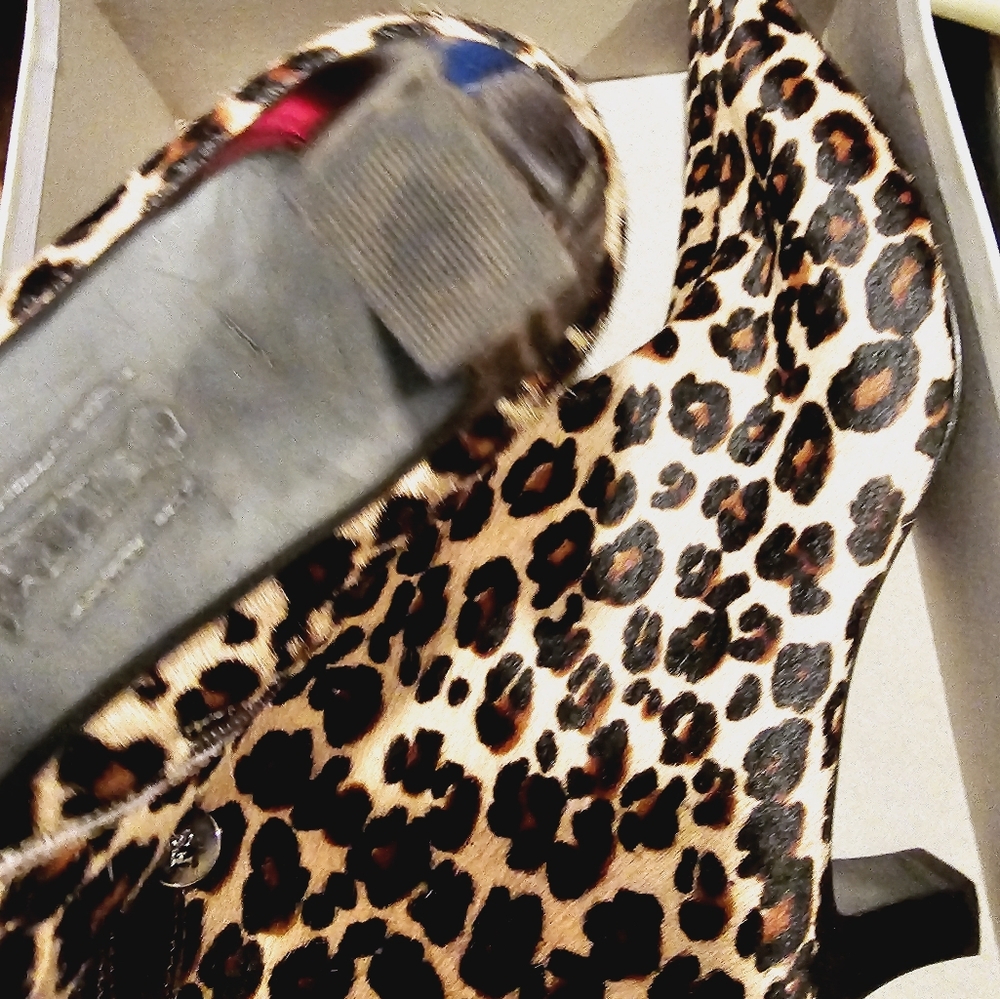 👢FUR BOOT SOFT👢👢beautiful  new new new no tag just box 😍